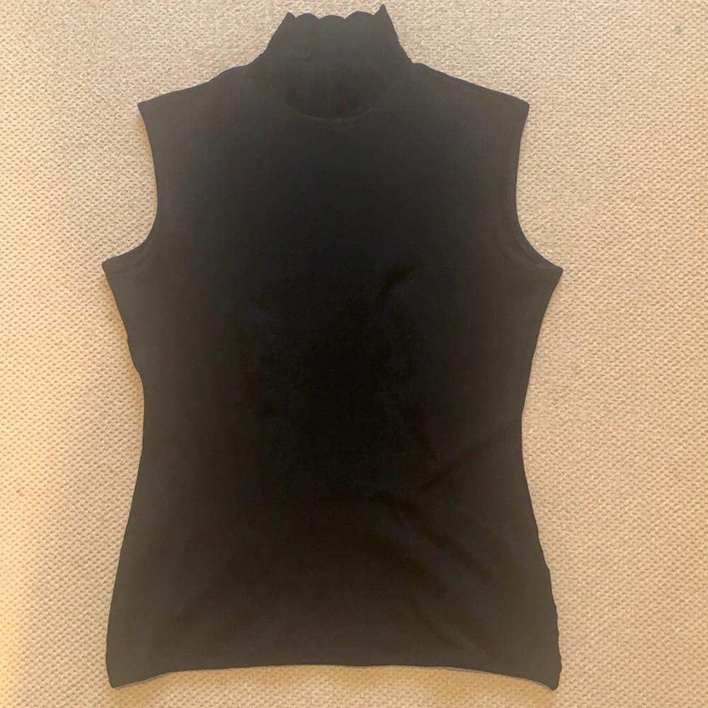 Ladies black silk cotton turtleneck size M with no sleeve
